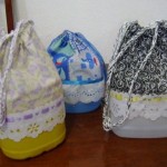 Pode ser muito interessante reaproveitar embalagens de amaciante para fazer artesanatos (Foto: blogdatitiavera.blogspot.com.br)