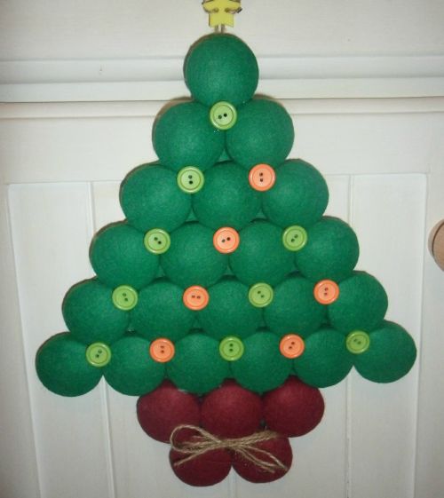 5 Ideias de Árvore de Natal de Tampinha de Garrafa 5 Ideias de Árvore de Natal de Tampinha de Garrafa