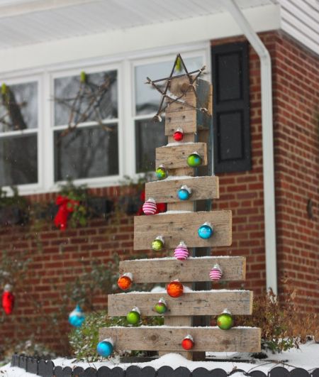 7 Ideias de Decoração de Natal com Paletes 7 Ideias de Decoração de Natal com Paletes