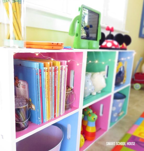 Decorar o quarto das crianças com caixotes de madeira é muito fácil (Foto: smartschoolhouse.com) 