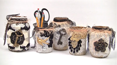 Potes com decoração vintage feitos de reciclagem são baratos, mas muito sofisticados (Foto: markmontanoblogs.blogspot.com.br) 