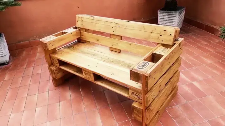 banco de pallet para varanda